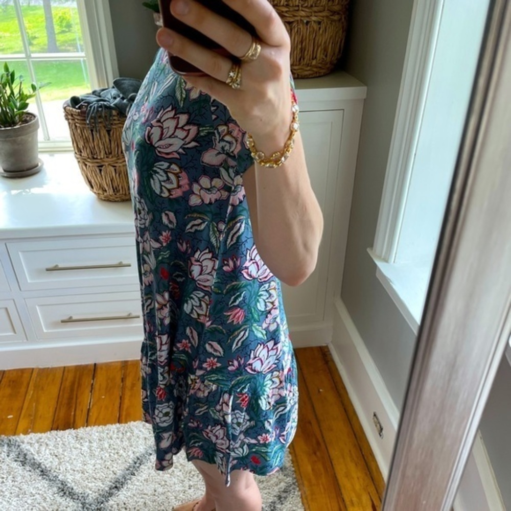Loft floral flounce swing dress. - Picture 3 of 16